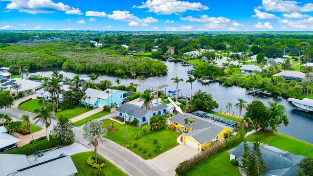 622 SW Pine Tree Lane, Palm City, FL 34990