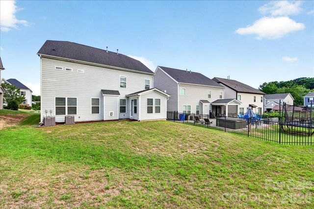 109 Tetcott Street, Mooresville, NC 28115