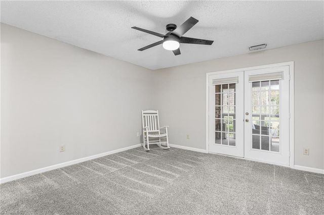 5136 Country Lane, Archdale, NC 27263