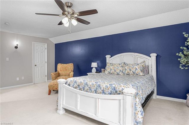 5136 Country Lane, Archdale, NC 27263