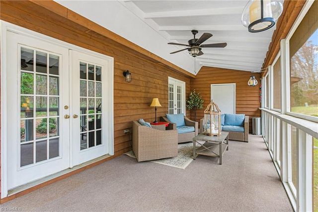 5136 Country Lane, Archdale, NC 27263