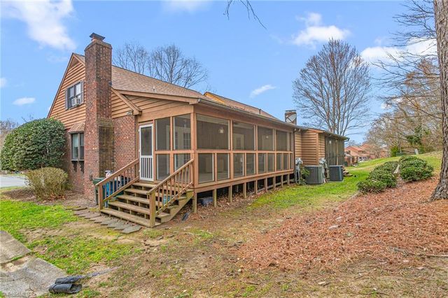 5136 Country Lane, Archdale, NC 27263