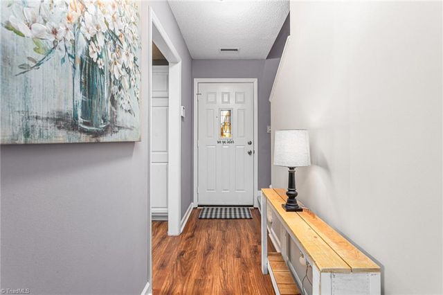 5136 Country Lane, Archdale, NC 27263