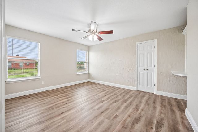 4949 County Road 465, Mckinney, TX 75071
