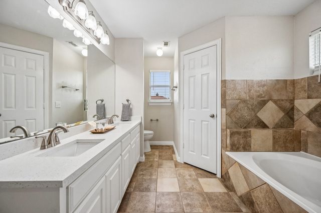 4949 County Road 465, Mckinney, TX 75071