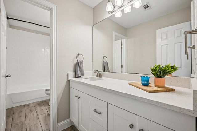 4949 County Road 465, Mckinney, TX 75071