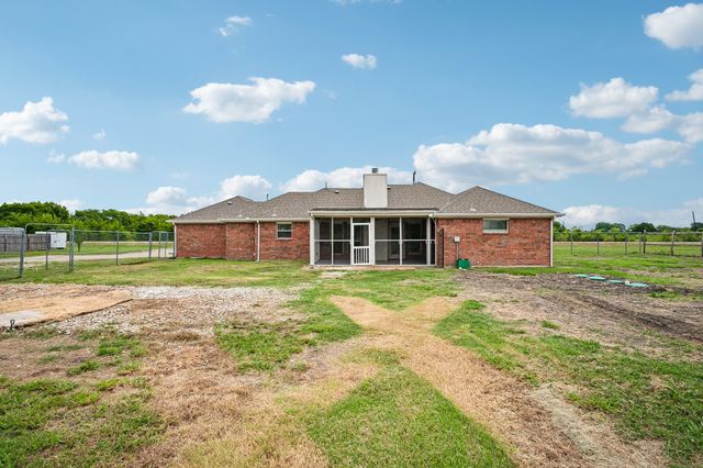 4949 County Road 465, Mckinney, TX 75071