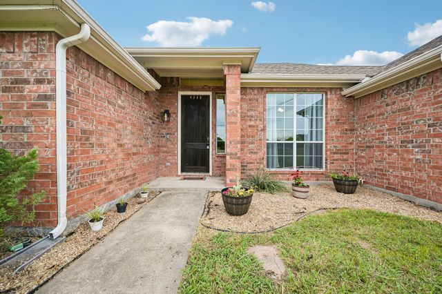 4949 County Road 465, Mckinney, TX 75071