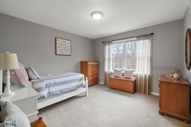 57 Paderewski Rd, Jefferson Twp., NJ 07438