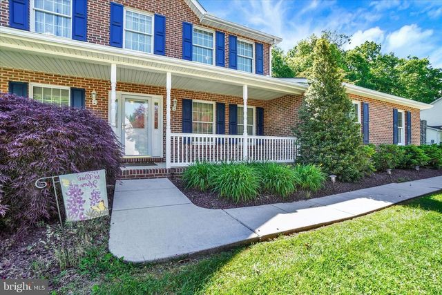 30 MCCURLEY DR, New Freedom, PA 17349