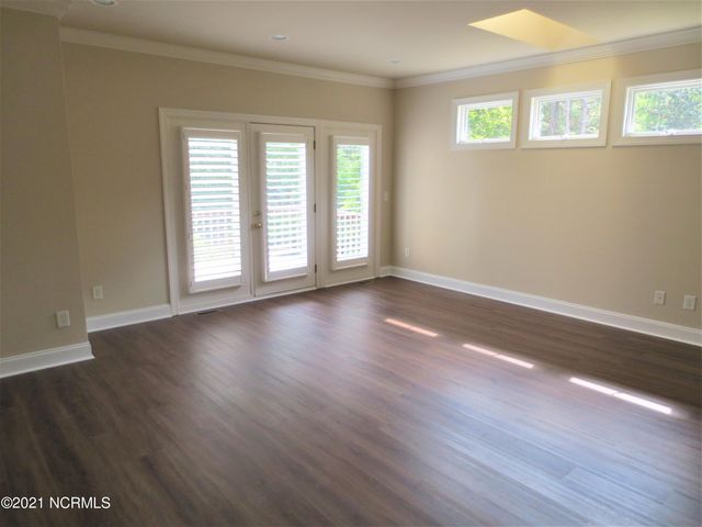 8 Country Club Boulevard, Whispering Pines, NC 28327