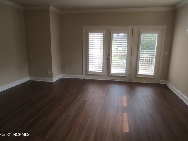 8 Country Club Boulevard, Whispering Pines, NC 28327