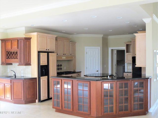 8 Country Club Boulevard, Whispering Pines, NC 28327