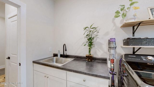 129 Highpoint Ct, Elizabethtown, KY 42701