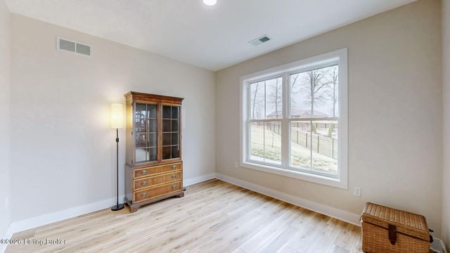 129 Highpoint Ct, Elizabethtown, KY 42701