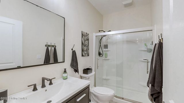 129 Highpoint Ct, Elizabethtown, KY 42701