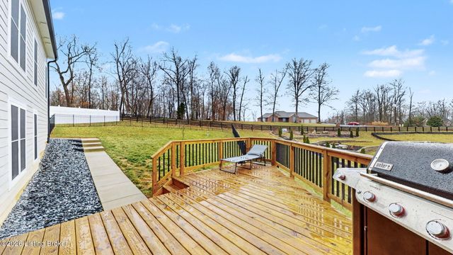 129 Highpoint Ct, Elizabethtown, KY 42701