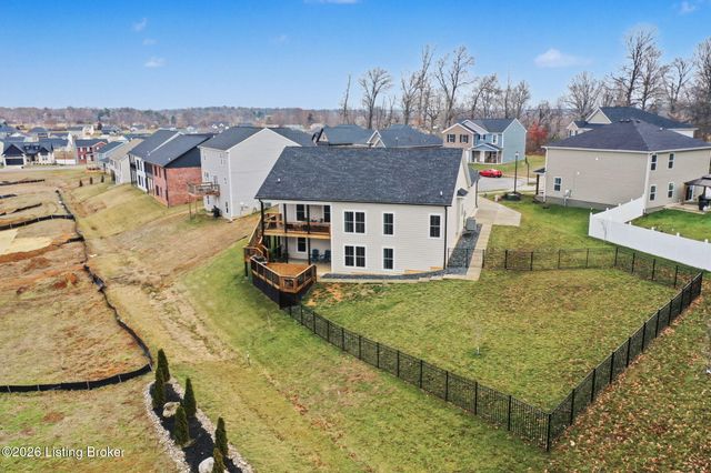 129 Highpoint Ct, Elizabethtown, KY 42701