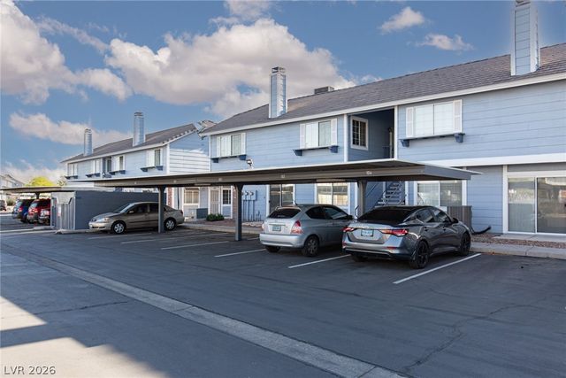 5370 Angler Circle 202, Las Vegas, NV 89122