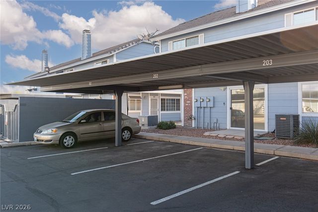 5370 Angler Circle 202, Las Vegas, NV 89122