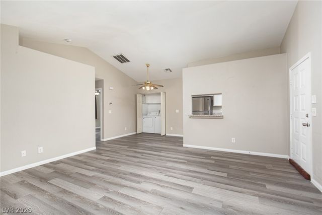 5370 Angler Circle 202, Las Vegas, NV 89122