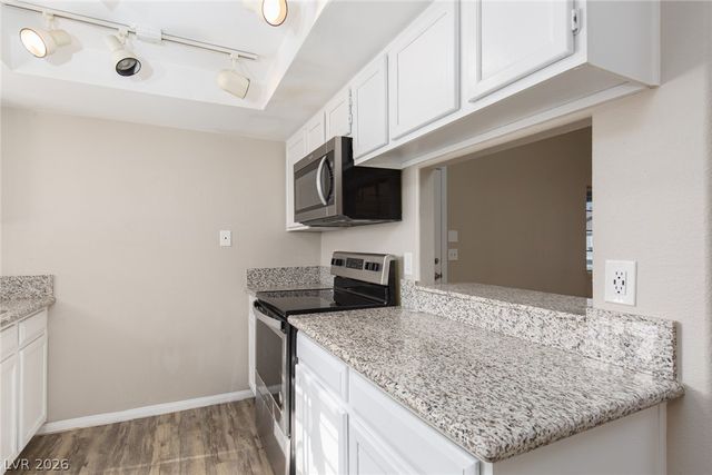 5370 Angler Circle 202, Las Vegas, NV 89122