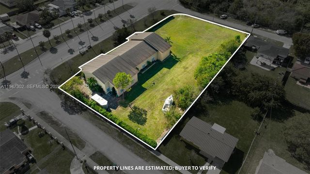 21571 SW 110th Avenue, Miami, FL 33189