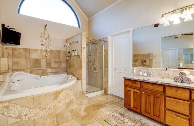 9812 Canyon Crest Circle, Irving, TX 75063