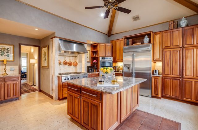 9812 Canyon Crest Circle, Irving, TX 75063