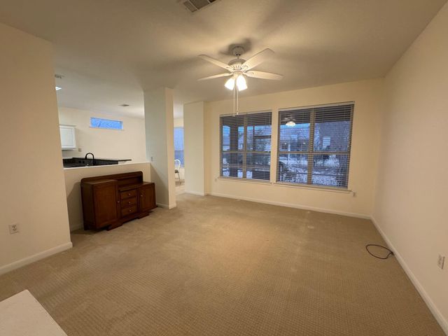 262 Whispering Wind DR, Georgetown, TX 78633