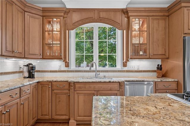 128 Knicker Lane, Bermuda Run, NC 27006