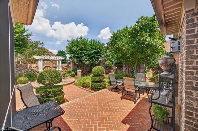 128 Knicker Lane, Bermuda Run, NC 27006