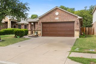 5049 Britton Ridge Lane, Fort Worth, TX 76179