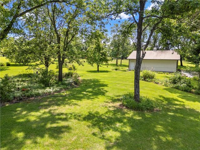 15096 E Quail Road, Nevada, MO 64772