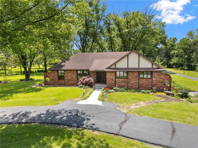 15096 E Quail Road, Nevada, MO 64772