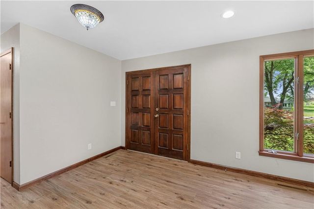 15096 E Quail Road, Nevada, MO 64772