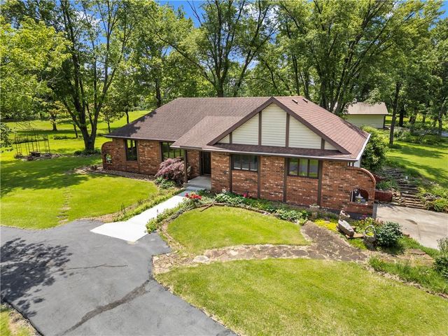 15096 E Quail Road, Nevada, MO 64772