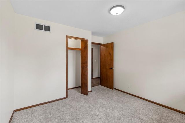15096 E Quail Road, Nevada, MO 64772