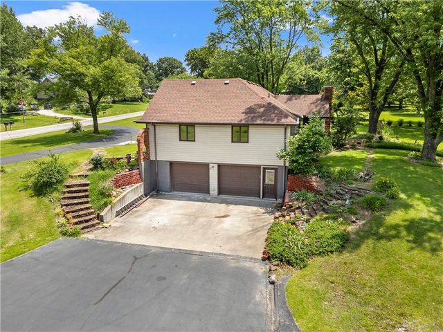 15096 E Quail Road, Nevada, MO 64772