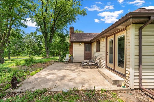 15096 E Quail Road, Nevada, MO 64772