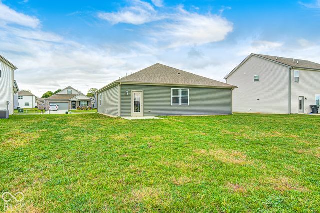 71 Varner Drive, Whiteland, IN 46184