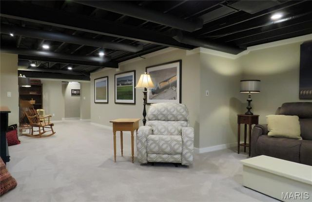 5 Chesterfield Lakes Road, Chesterfield, MO 63005