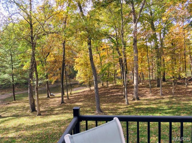 5 Chesterfield Lakes Road, Chesterfield, MO 63005