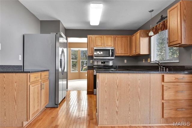 16939 Hickory Forest Lane, Wildwood, MO 63011