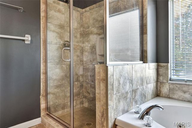 16939 Hickory Forest Lane, Wildwood, MO 63011