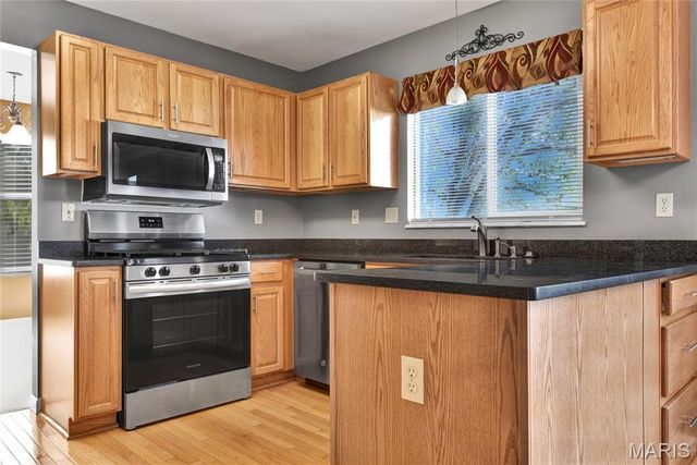 16939 Hickory Forest Lane, Wildwood, MO 63011