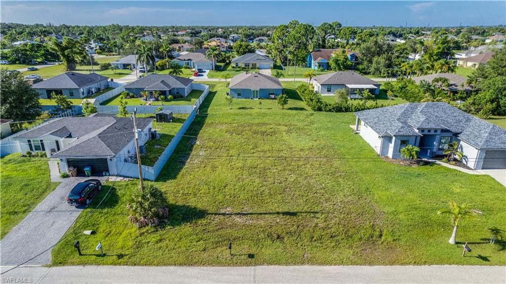 1116 NE 33rd TER, Cape Coral, FL 33909
