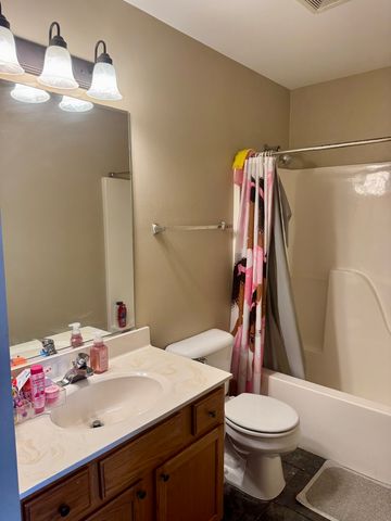 12321 Meadow Lane 1, Blue Island, IL 60406