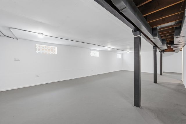 8846 S Dorchester Avenue, Chicago, IL 60619