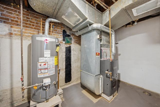 8846 S Dorchester Avenue, Chicago, IL 60619